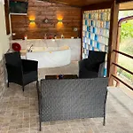 Fiore - Piscina E Idromassaggio Ferienhaus Itri