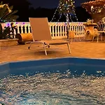 Fiore - Piscina E Idromassaggio