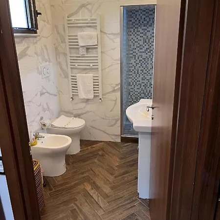 Fiore - Piscina E Idromassaggio *