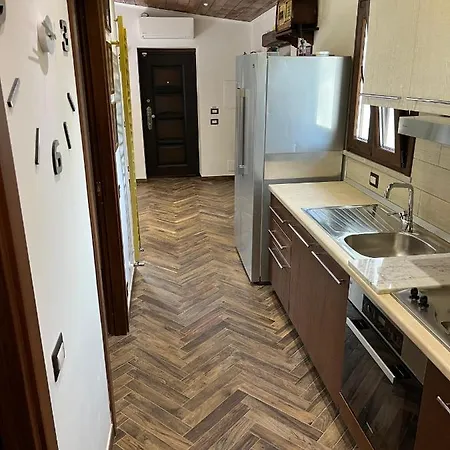 Fiore - Piscina E Idromassaggio Ferienhaus Itri