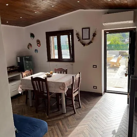 Ferienhaus Fiore - Piscina E Idromassaggio Itri