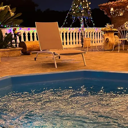 Fiore - Piscina E Idromassaggio