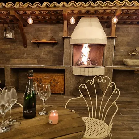 Fiore - Piscina E Idromassaggio Ferienhaus