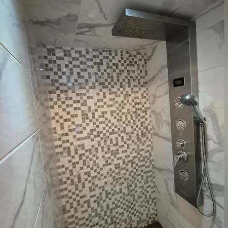 Fiore - Piscina E Idromassaggio Hébergement de vacances