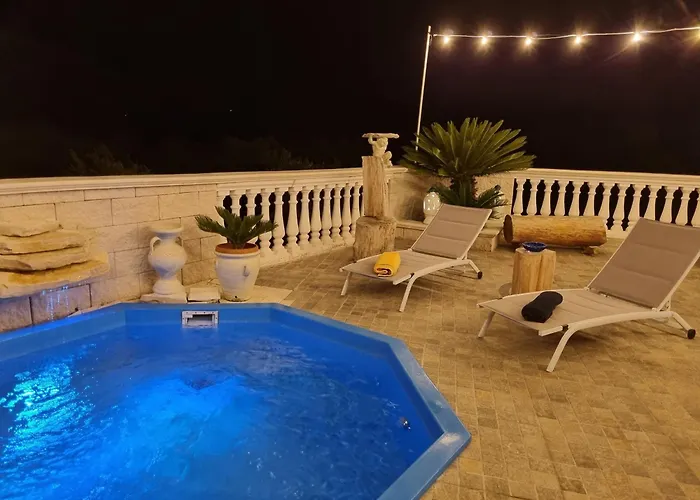Feriehus Fiore - Piscina E Idromassaggio